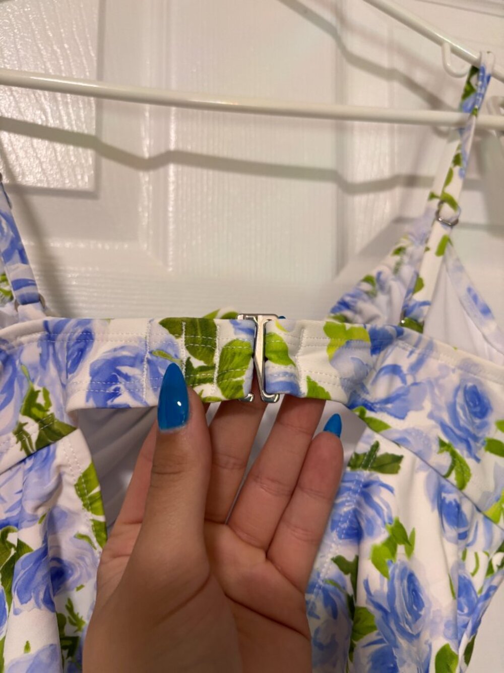 Blue Floral Underwire One-Piece Swimsuit | Blue and White Floral NWT (XL) - Picture 4 of 12